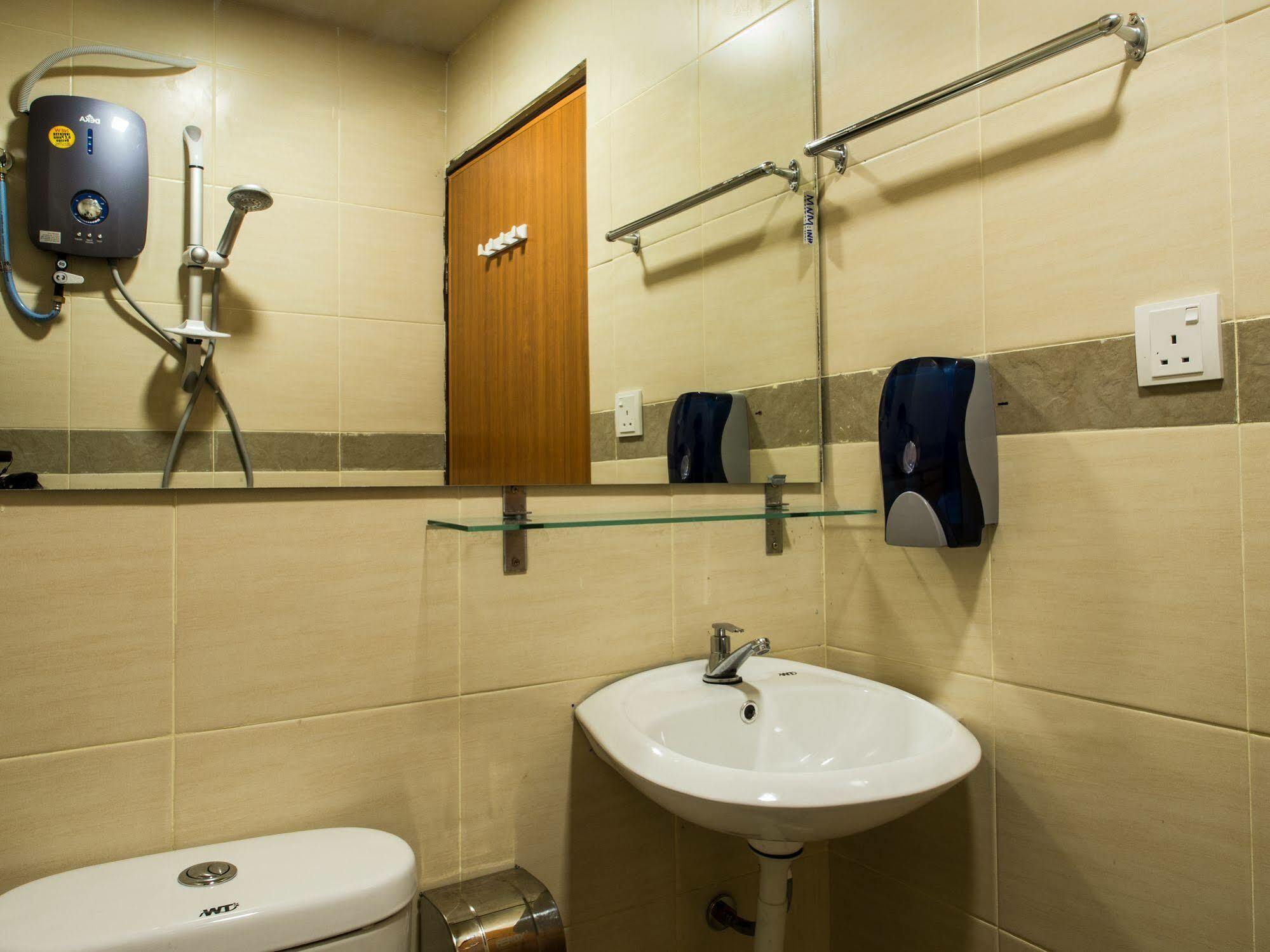 Goldbrick Hotel Bukit Bintang Kuala Lumpur Exteriör bild